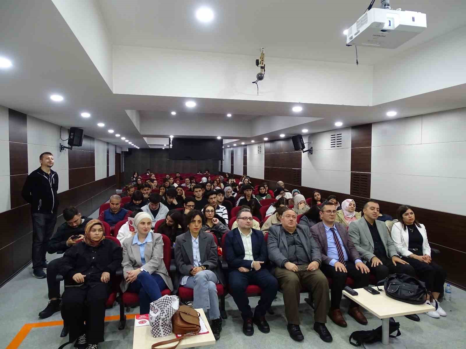 Devrek’te aile içi ve şiddet semineri