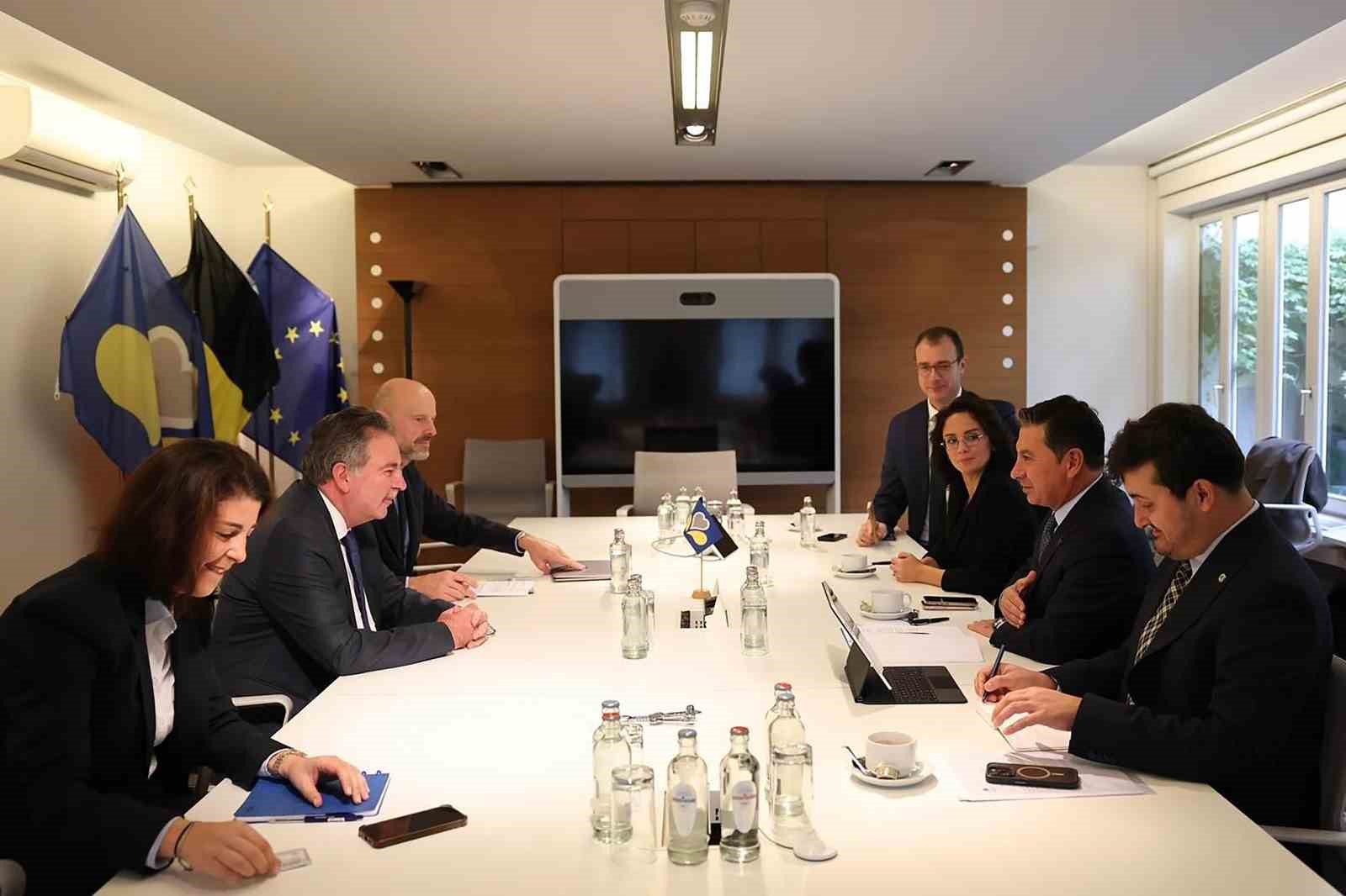 Başkan Aras’tan Brüksel’de demokrasi, iklim ve sürdürülebilirlik temasları
