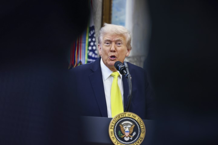 Trump, CIA'ye Venezuela'da operasyon yetkisi verdiğini doğruladı