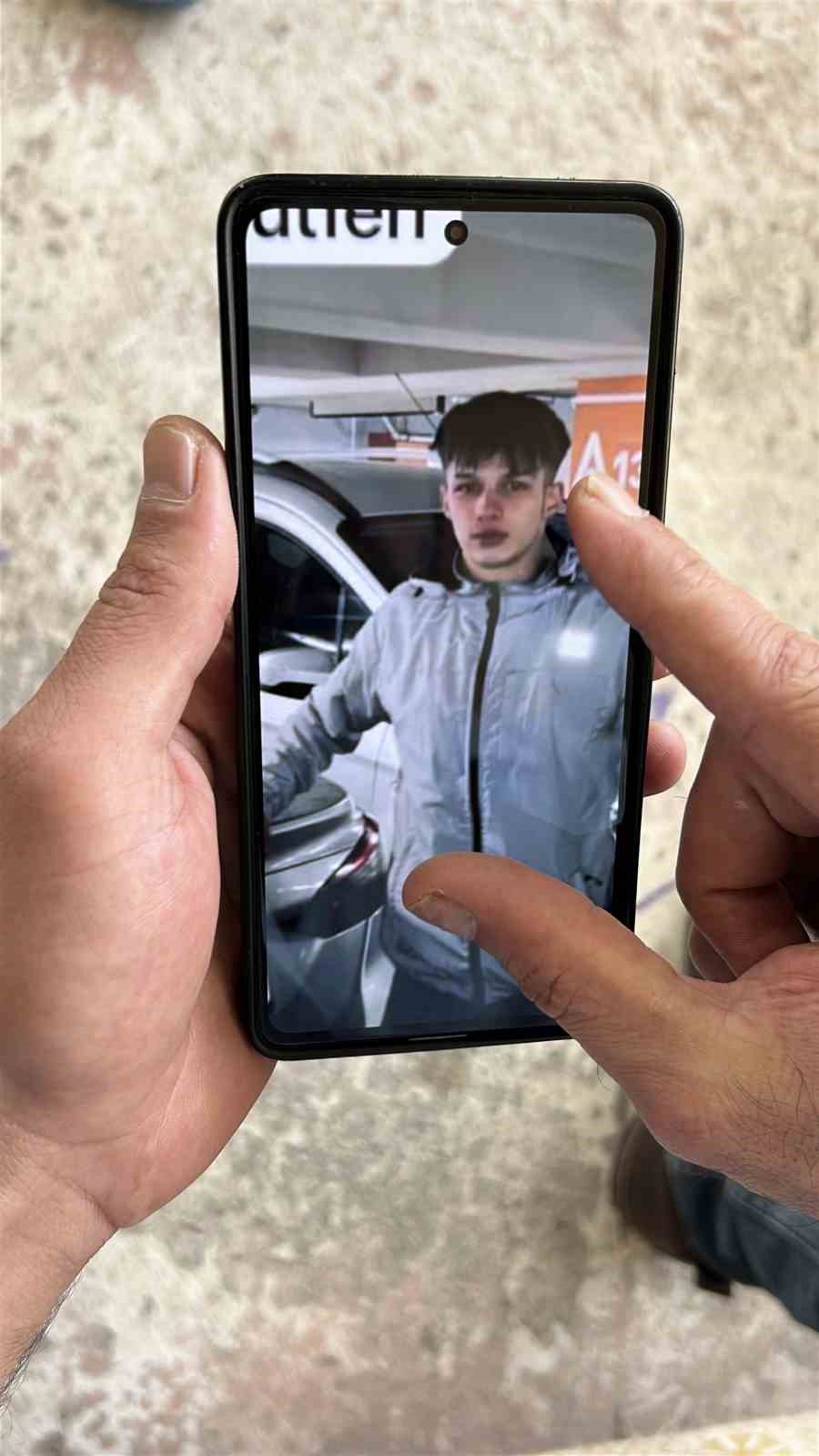 Babasının g&ouml;zyaşlarıyla "Oğlum bizi duyuyorsan, l&uuml;tfen gel" dediği Kerem ve arkadaşının cansız bedeni bulundu
