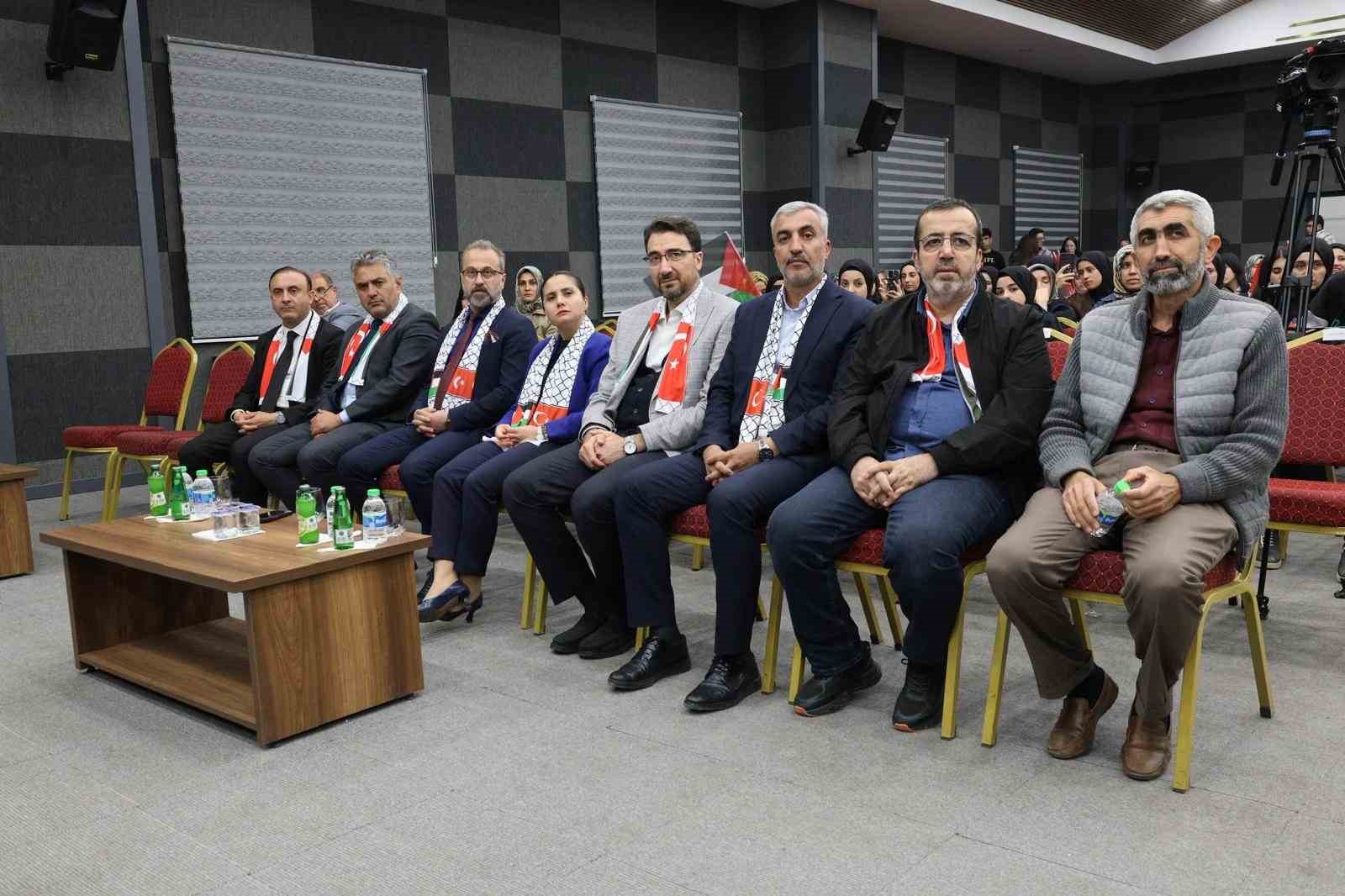 Elazığ’da ‘Filistin Gecesi’ programı