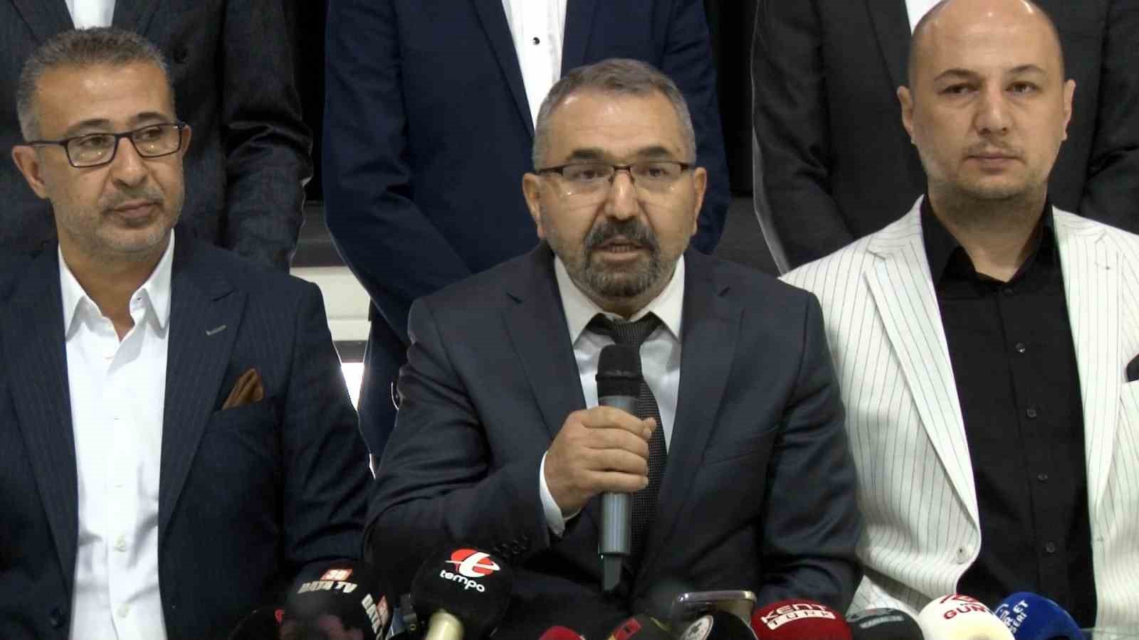 Refik Karakuzay, Kayseri Sarraflar ve Kuyumcular Derneği başkan adaylığını duyurdu
