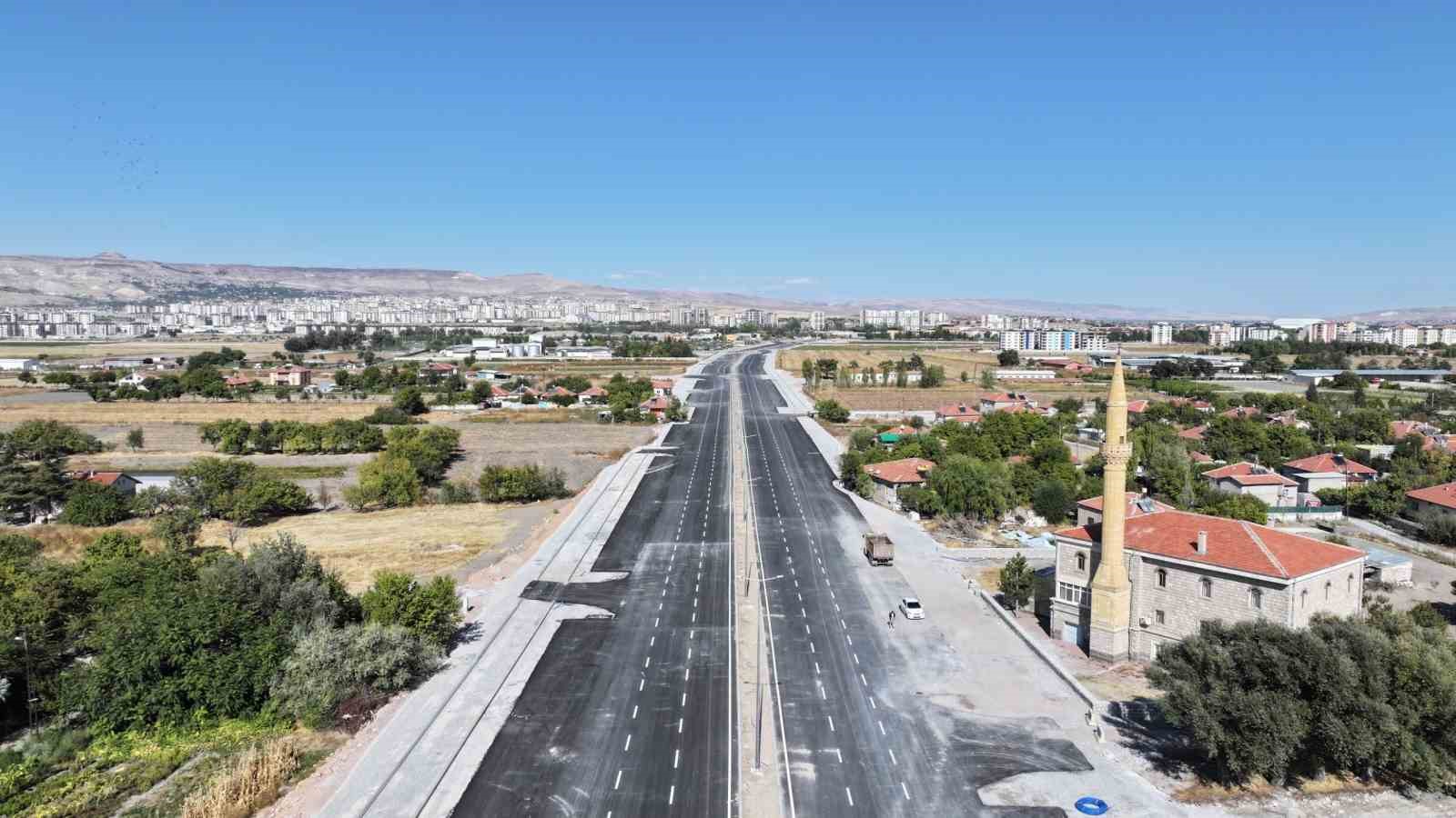 Başkan Çolakbayrakdar: "Yeni bulvar, Kayseri’nin geleceğine atılmış stratejik bir adımdır"