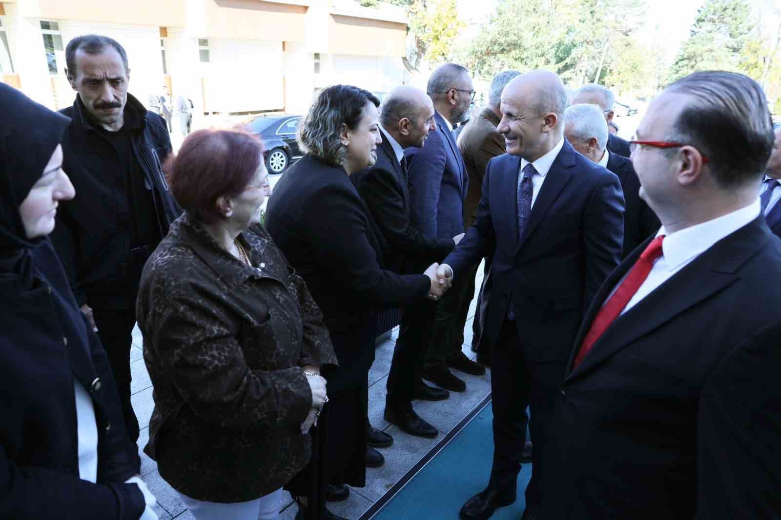 Y&Ouml;K Başkanı Prof. Dr. Erol &Ouml;zvar, Atat&uuml;rk &Uuml;niversitesi Senato toplantısına katıldı
