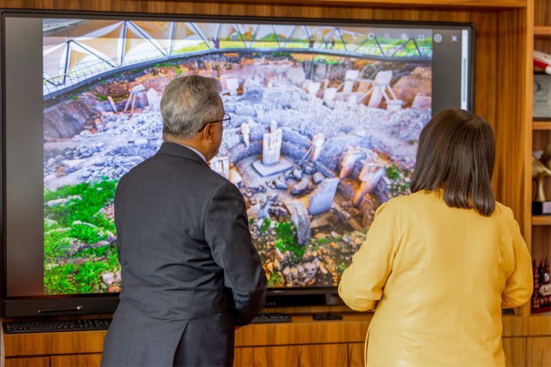 G&uuml;ney Afrika Cumhuriyeti Turizm Bakanı Lille&rsquo;den THY&rsquo;ye ziyaret
