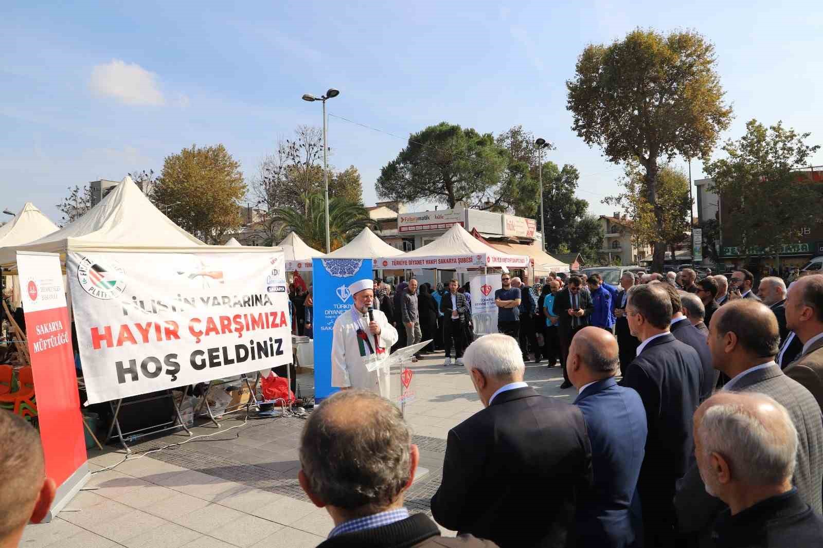 El emeğiyle gönül birliği: Sakarya, Filistin için hayır panayırı kurdu