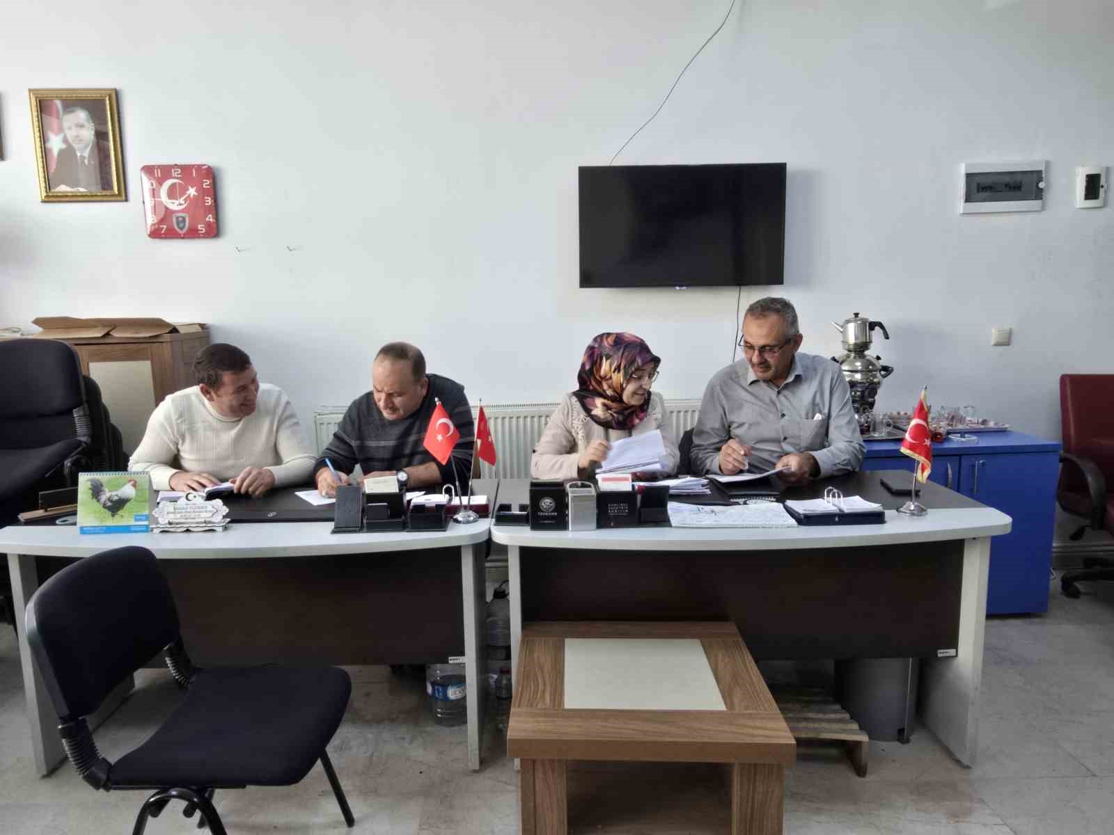 Erkeklere yakıştırılan muhtarlık mesleğinin, Yozgat&rsquo;taki iki kadın temsilcisinden biri
