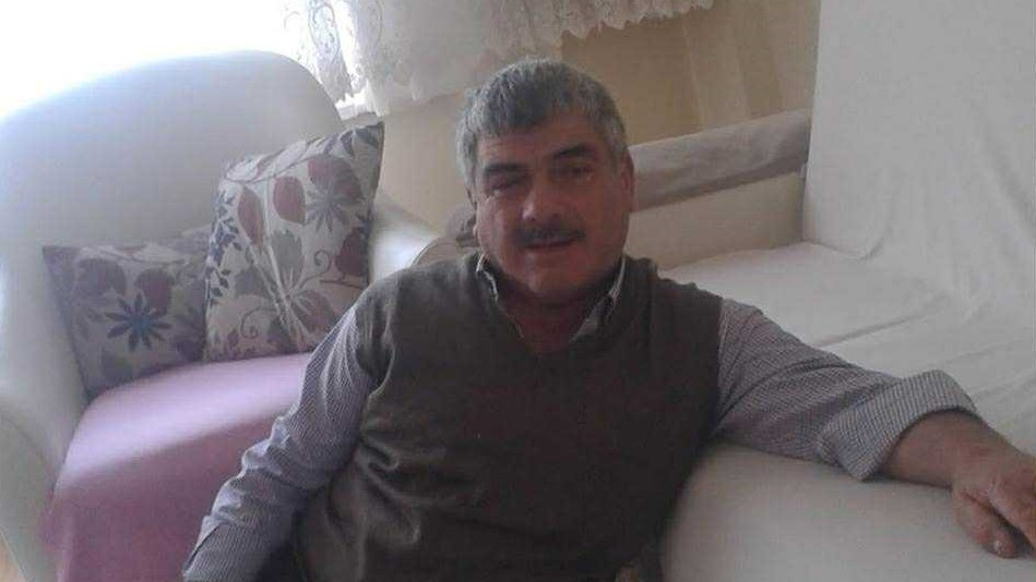 Pazardan mezara: 3 kardeş ve enişteleri yan yana defnedildi
