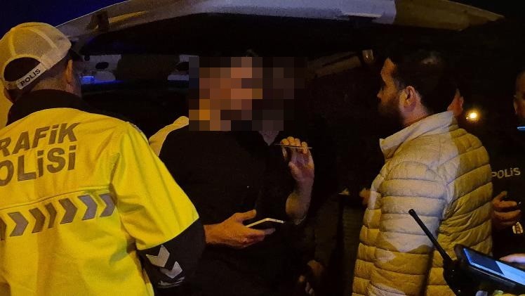 Bartın&rsquo;da arkadaşların kanlı hesaplaşması: 1 yaralı
