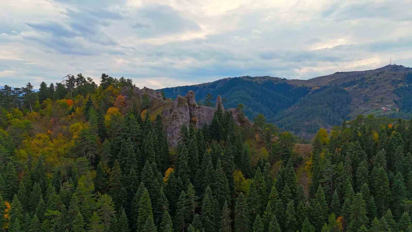 Kastamonu’da mest eden sonbahar manzaraları