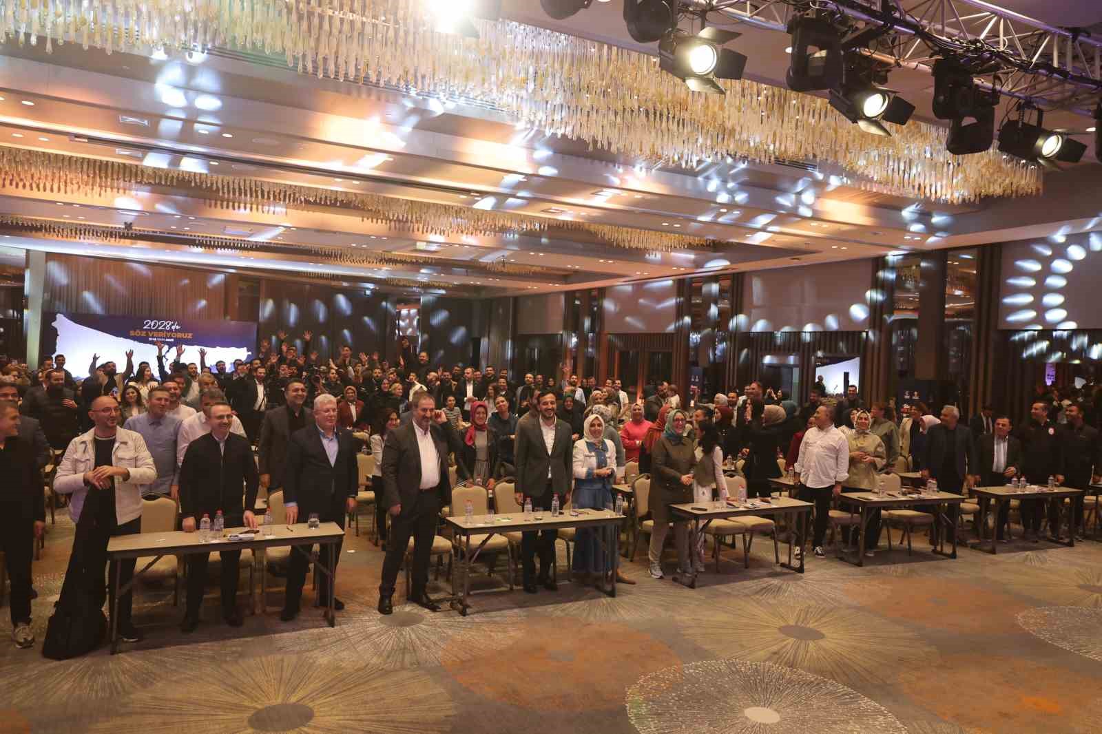 Cumhurbaşkanı Erdoğan’dan İstanbul teşkilatına tebrik mesajı
