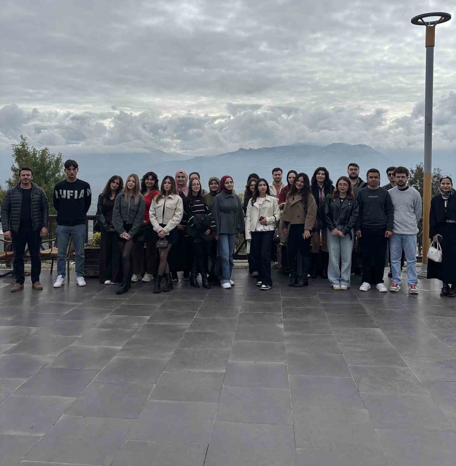 SA&Uuml; &ouml;ğrencileri tarihin ve doğanın g&uuml;zellikleriyle buluştu
