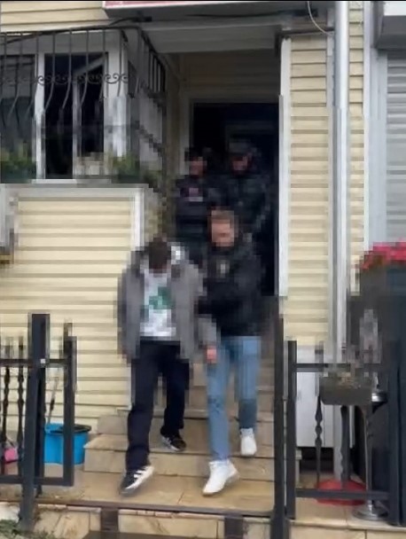 İstanbul&rsquo;da kasap d&uuml;kkanına silahlı saldırı
