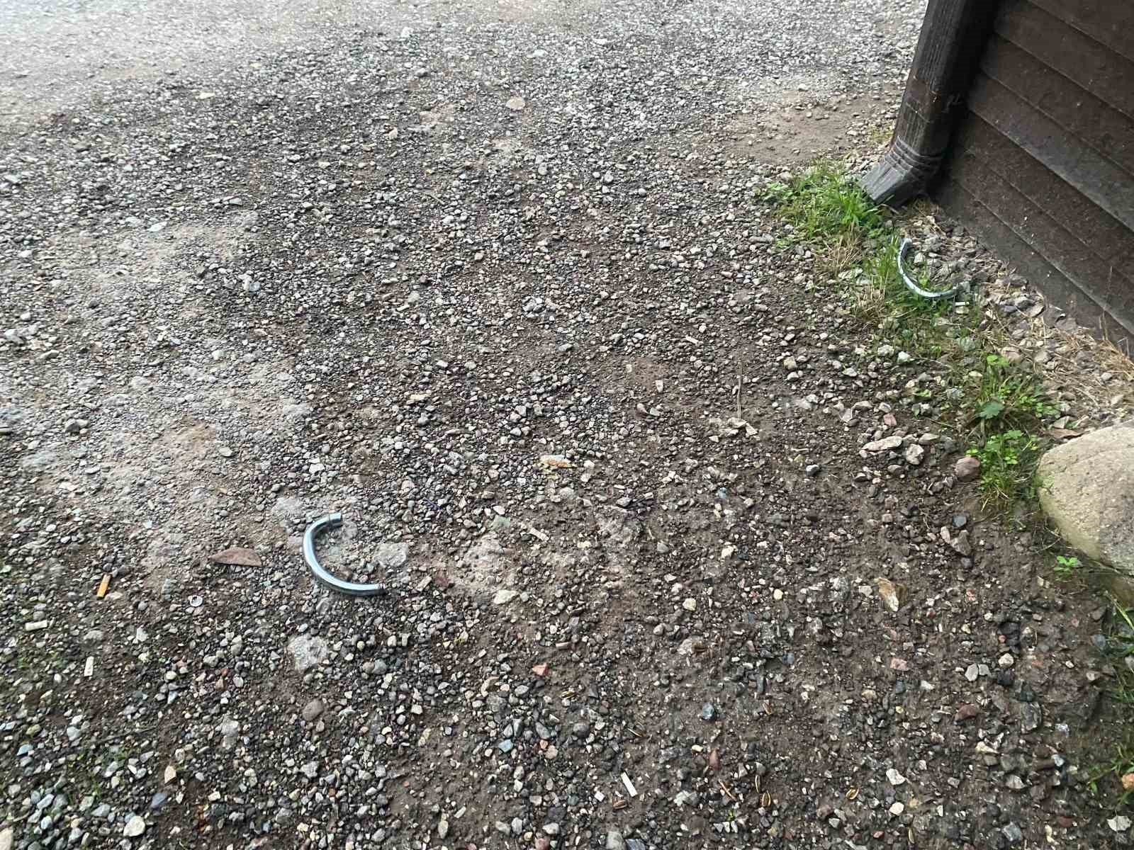 Mesire alanındaki şadırvanı tahrip ettiler