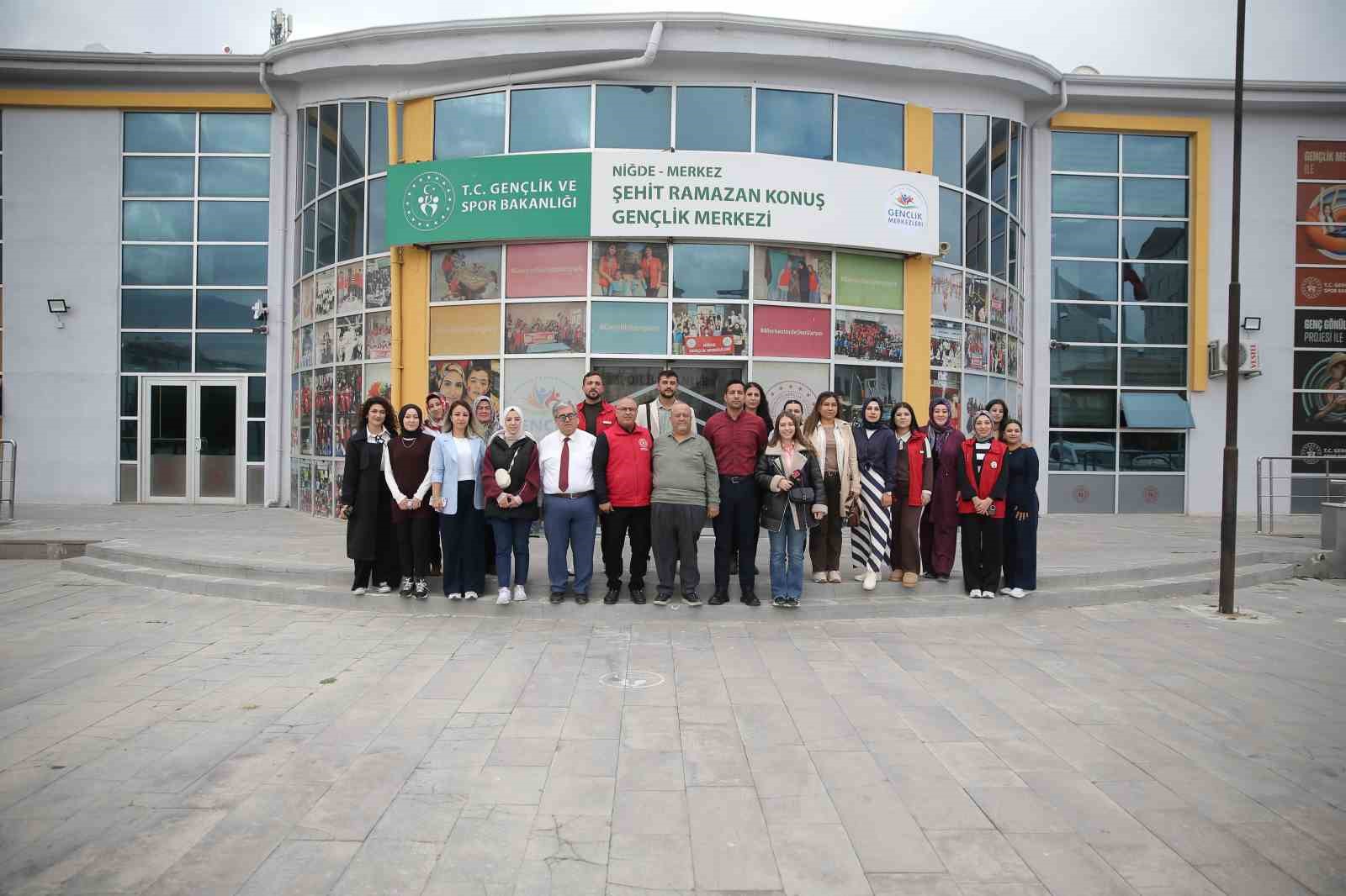 Niğde’de Gençlik Merkezleri faaliyetleri anlatıldı
