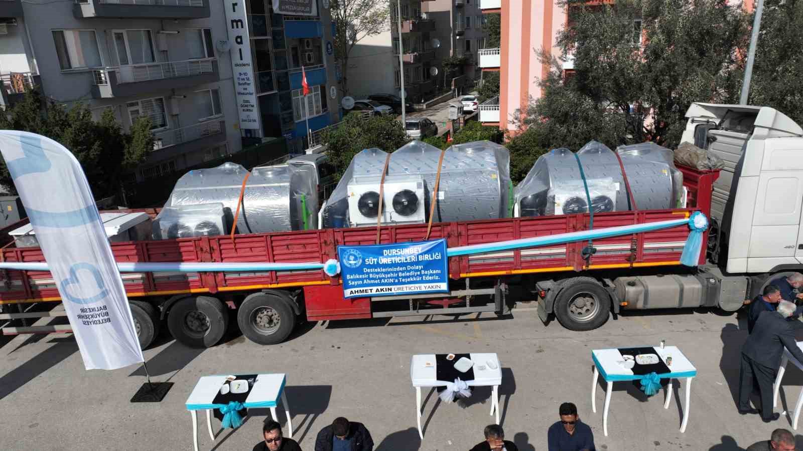 Balıkesir Büyükşehir’den süt soğutma tankı ve araç üstü taşıma tankı desteği