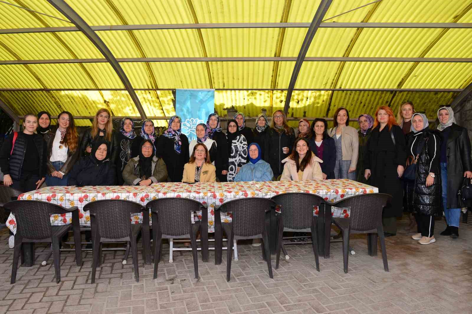 Hasanağa Mahallesi Kadın Yardımlaşma ve Dayanışma Derneği hizmete açıldı