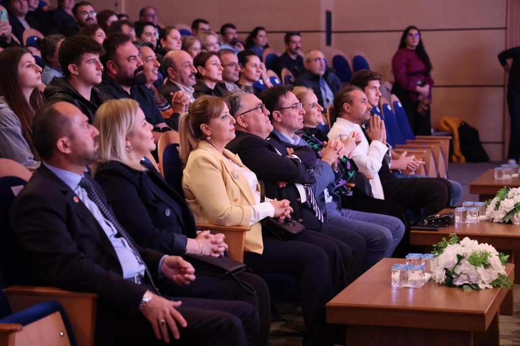Bozkırın Tezenesi Neşet Ertaş, Vefatının 13. yıl dönümünde türkülerle anıldı
