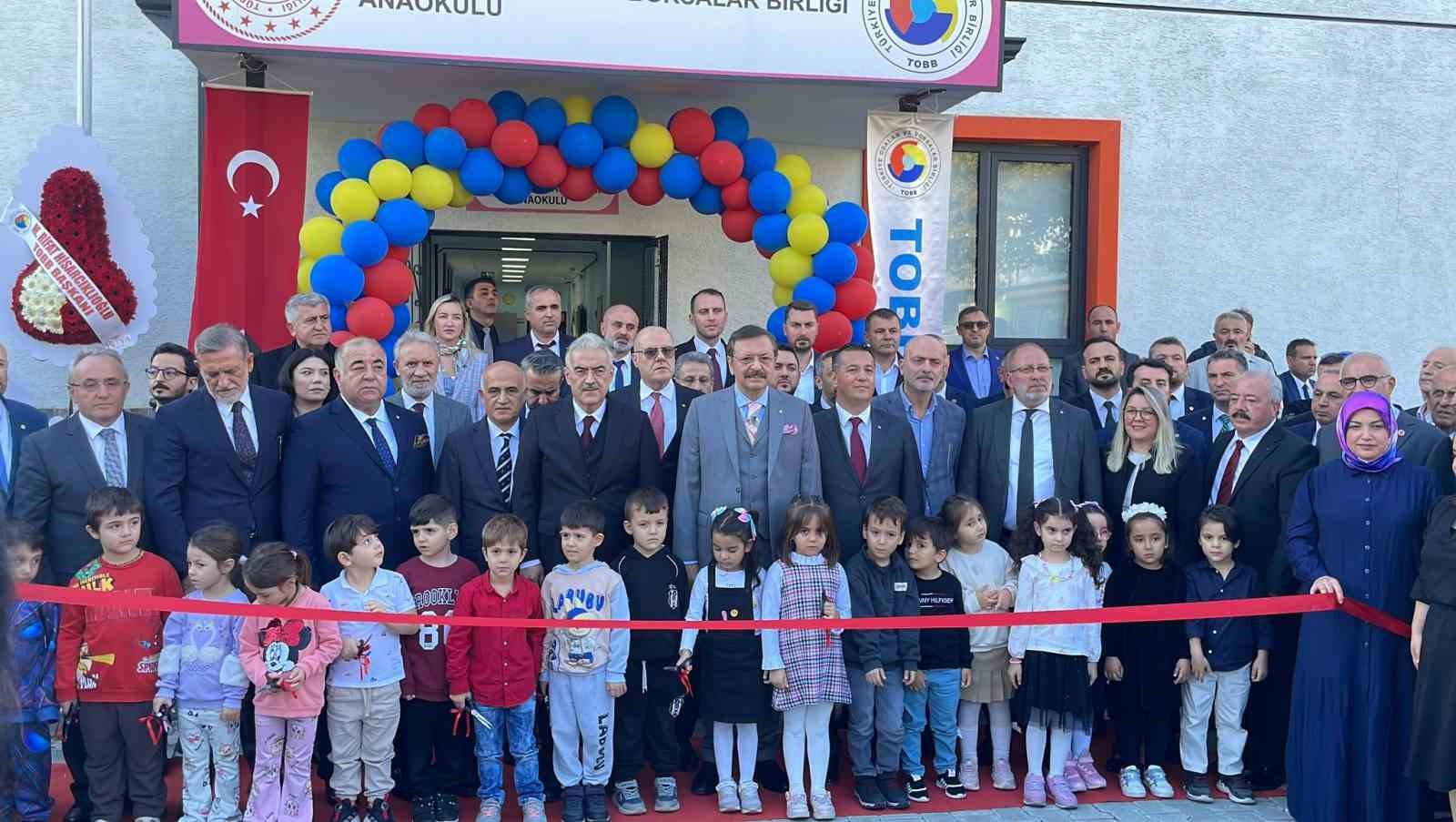 Rıfat Hisarcıklıoğlu Gemlik’te TOBB Anaokulu açılışına katıldı