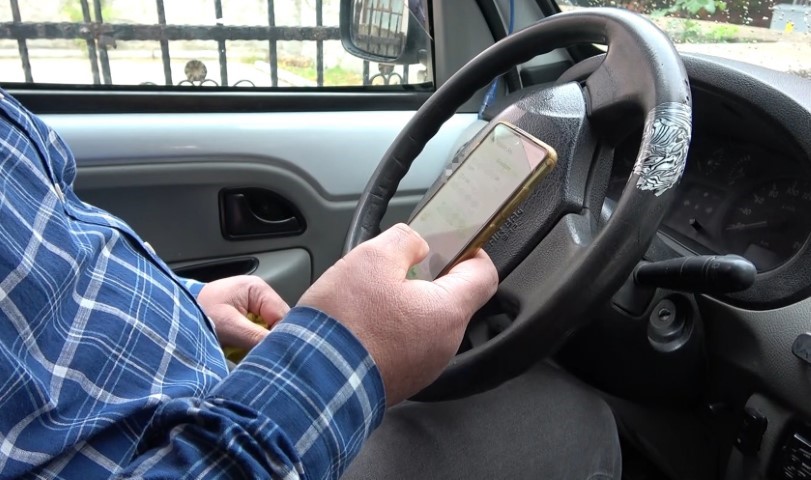 Dolandırıcı, 7 bin lirasını aldığı vatandaşın araç muayene randevusunu almayı ihmal etmedi