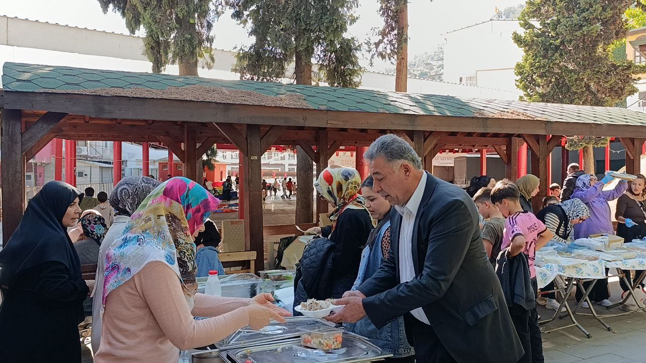 Saimbeyli’de kadınlar Gazze için tek yürek oldu