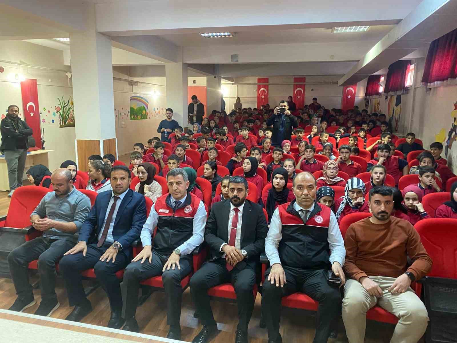 Muş’ta kuduz ve KKKA’ya karşı eğitim seferberliği başlatıldı
