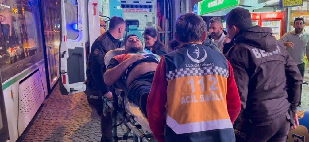 Eğlence mekanındaki kavga kanlı bitti: 2 yaralı
