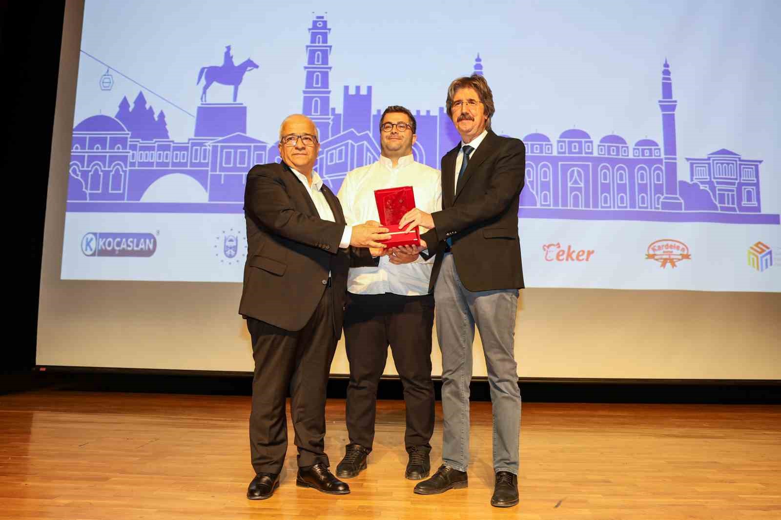 BUÜ’de geleceğin mesleki eğitimi görüşüldü