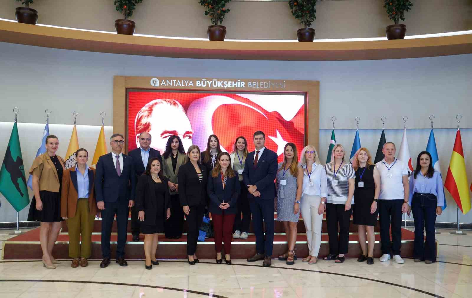 Antalya Büyükşehir Belediyesi ve Litvanya heyeti arasında işbirliği imkanları görüşüldü
