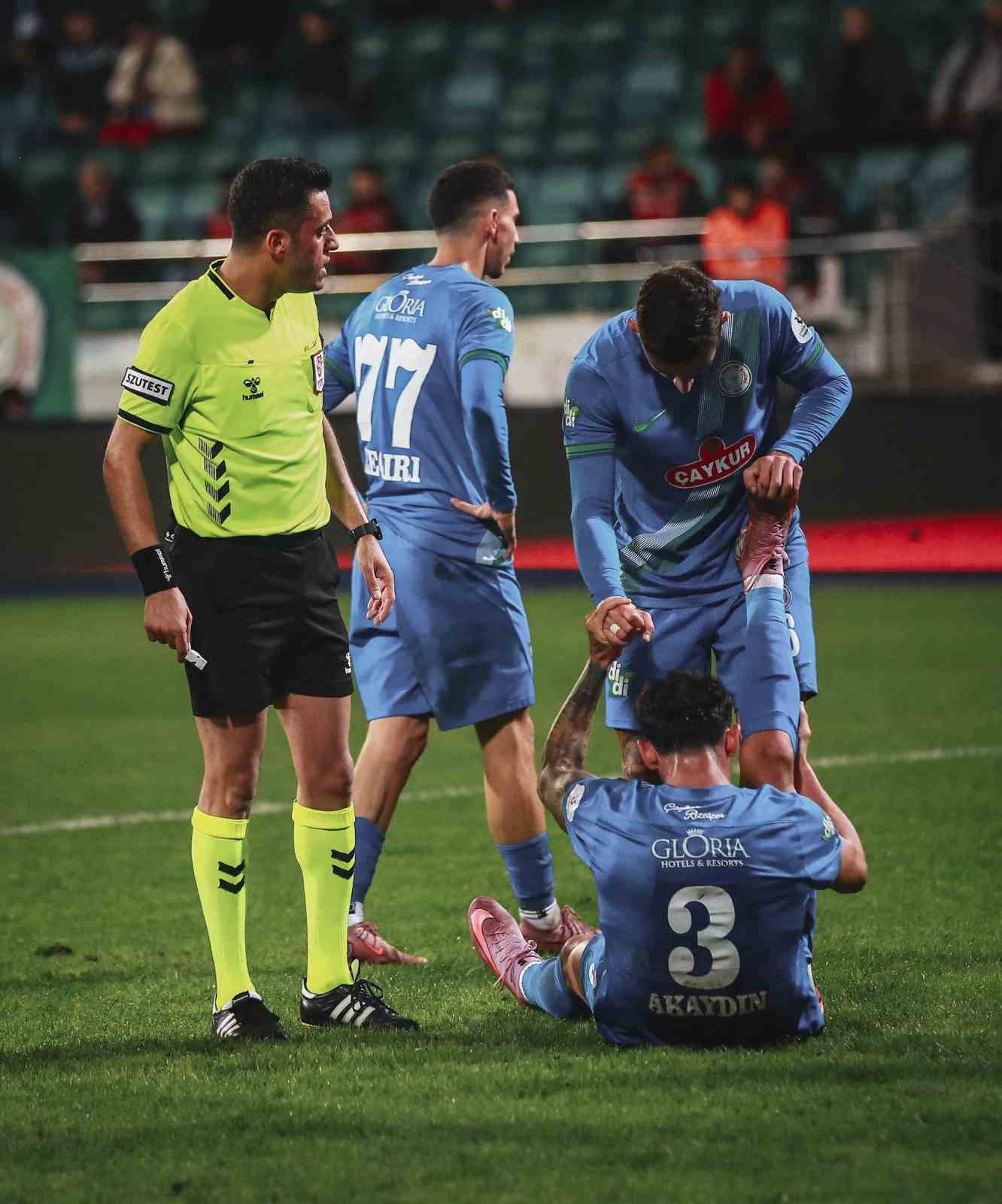 Trendyol Süper Lig: Çaykur Rizespor: 0 - Başakşehir: 0 (Maç sonucu)
