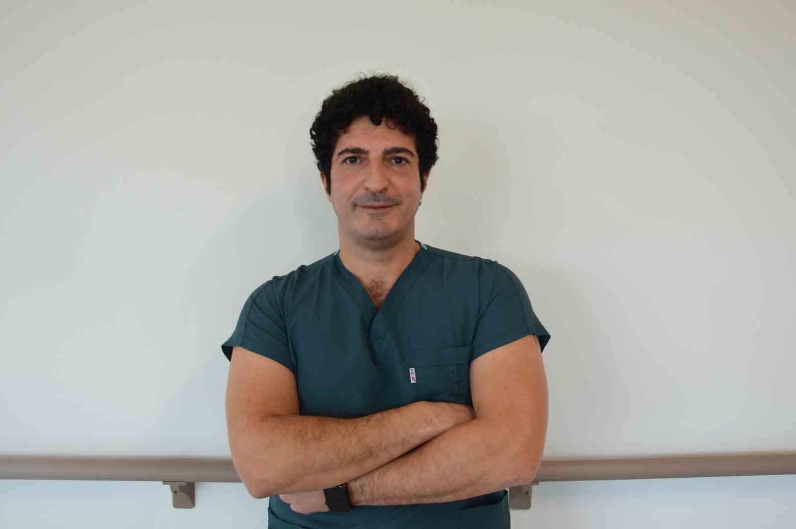 Fedakâr babadan oğluna en anlamlı hediye: 9 yaşındaki oğluna böbreğini verdi.
