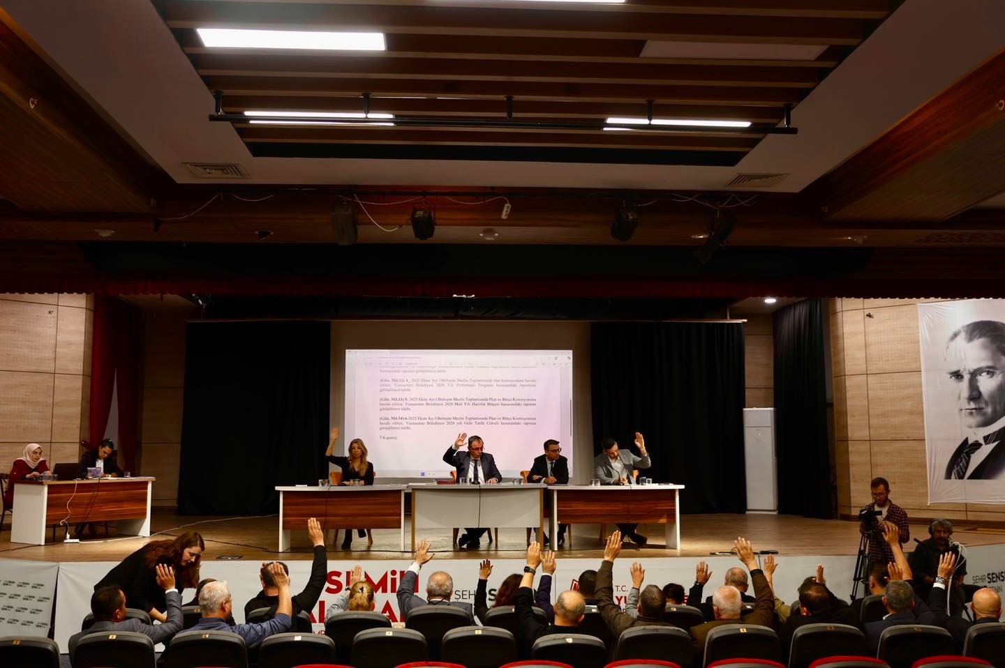 Yunusemre’nin mali hazırlık bütçesi 3 milyar 175 milyon TL
