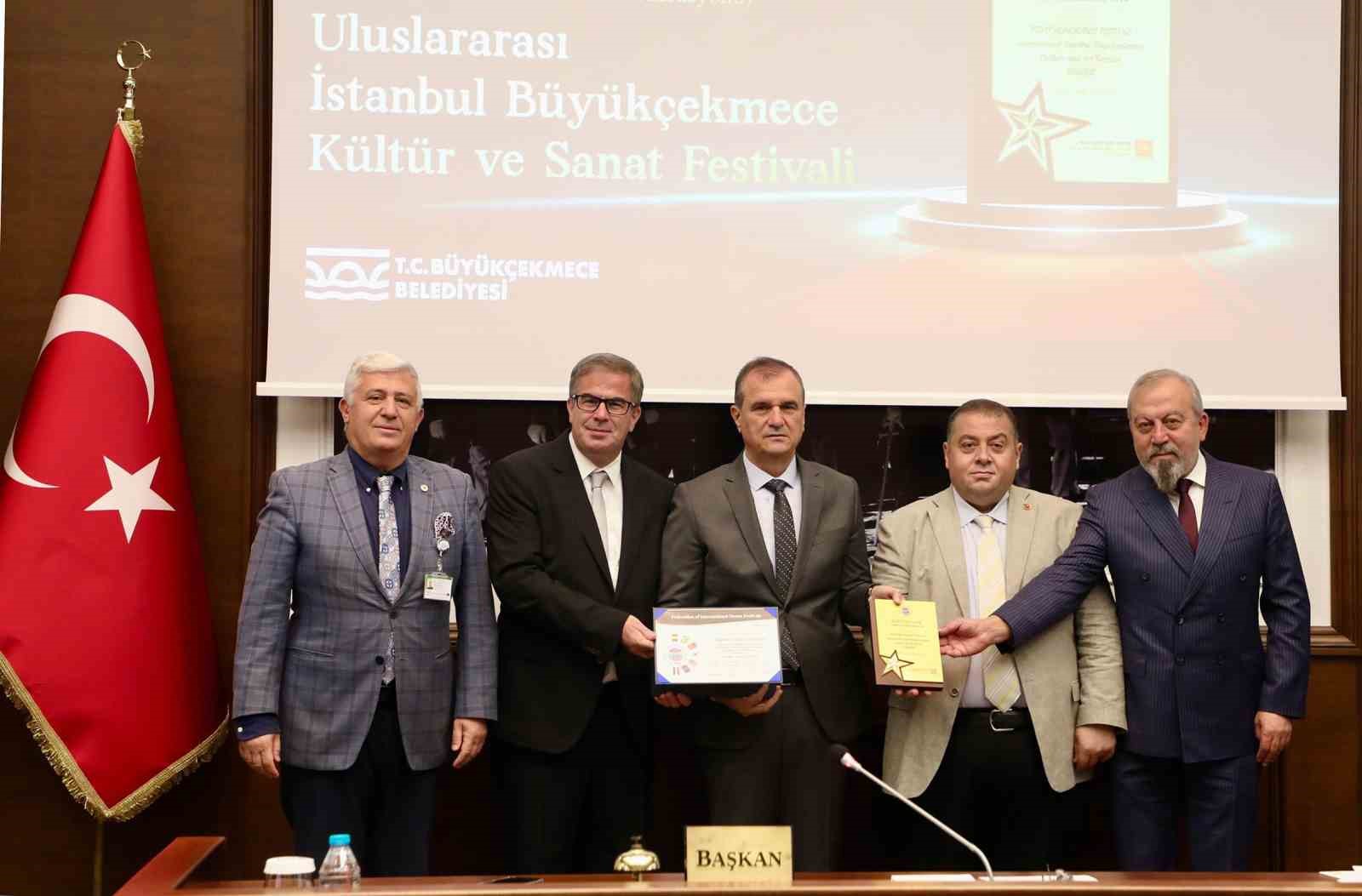 Büyükçekmece Belediye Başkan Vekili Çebi: "Herkese eşit mesafede durarak hizmet etmek vicdani borcumuzdur"
