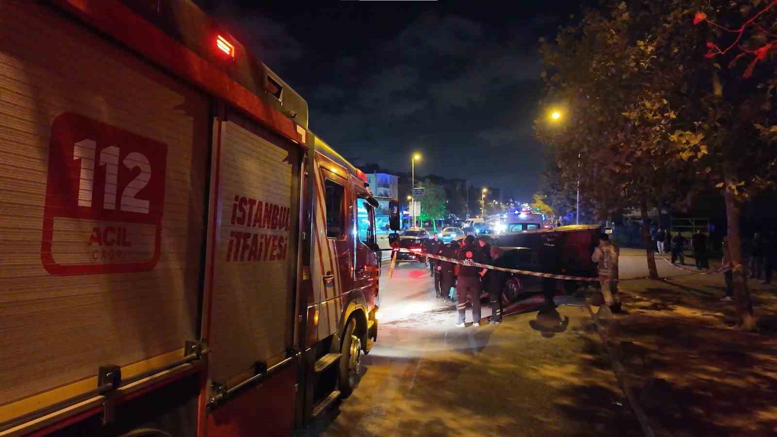 Uyuşturucu etkisindeki s&uuml;r&uuml;c&uuml; kaza yaptı: Ara&ccedil;tan y&uuml;kl&uuml; miktarda uyuşturucu &ccedil;ıktı
