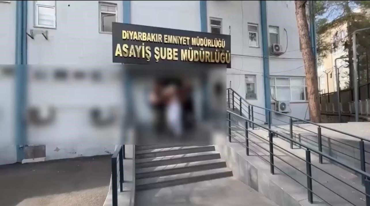 Diyarbakır merkezli 5 ilde &lsquo;Hipnoz&rsquo; operasyonu: 9 tutuklama
