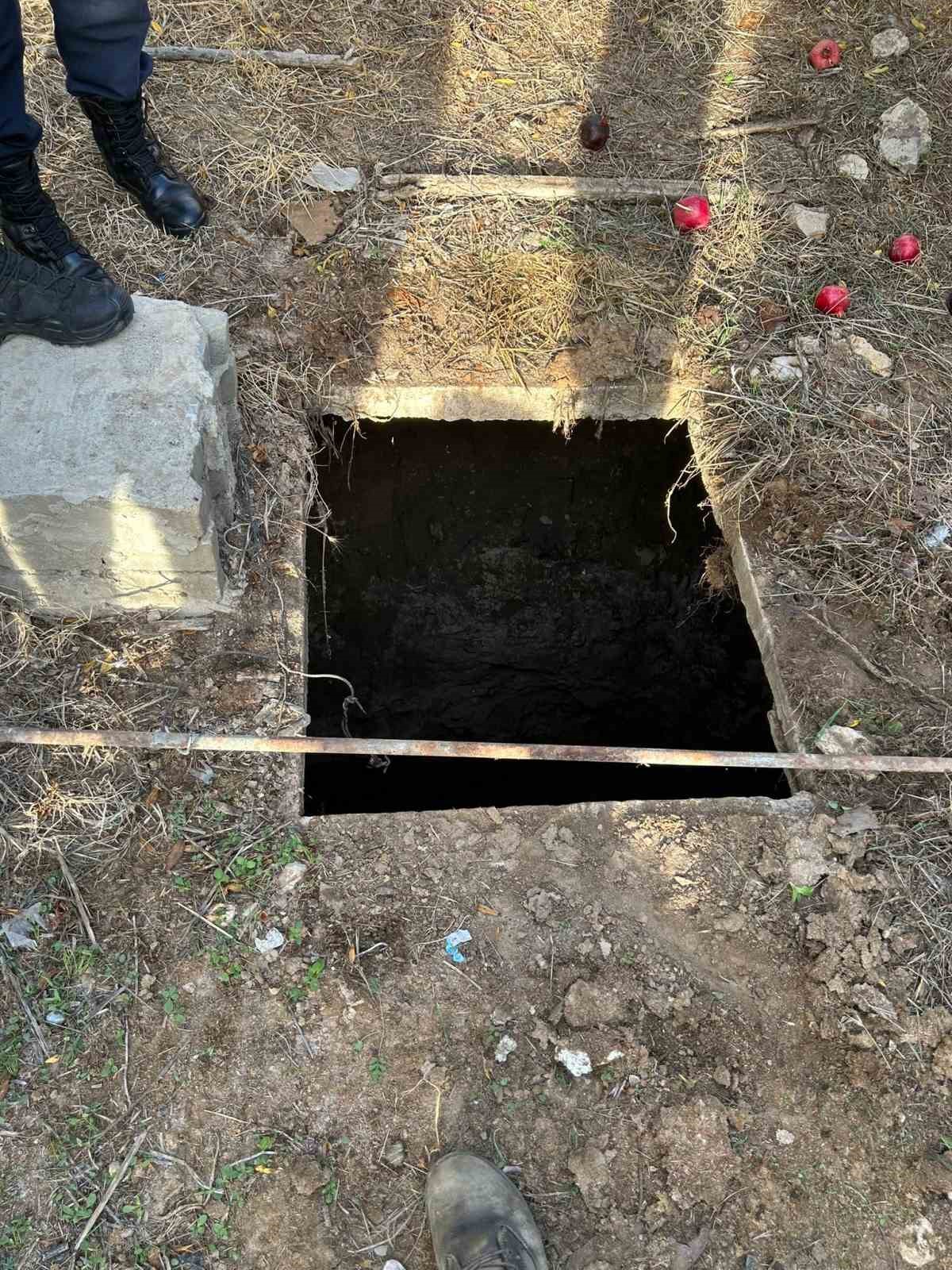 Nar toplamak isterken canından oluyordu: Kuyuya d&uuml;şen &ccedil;ocuk kurtarıldı
