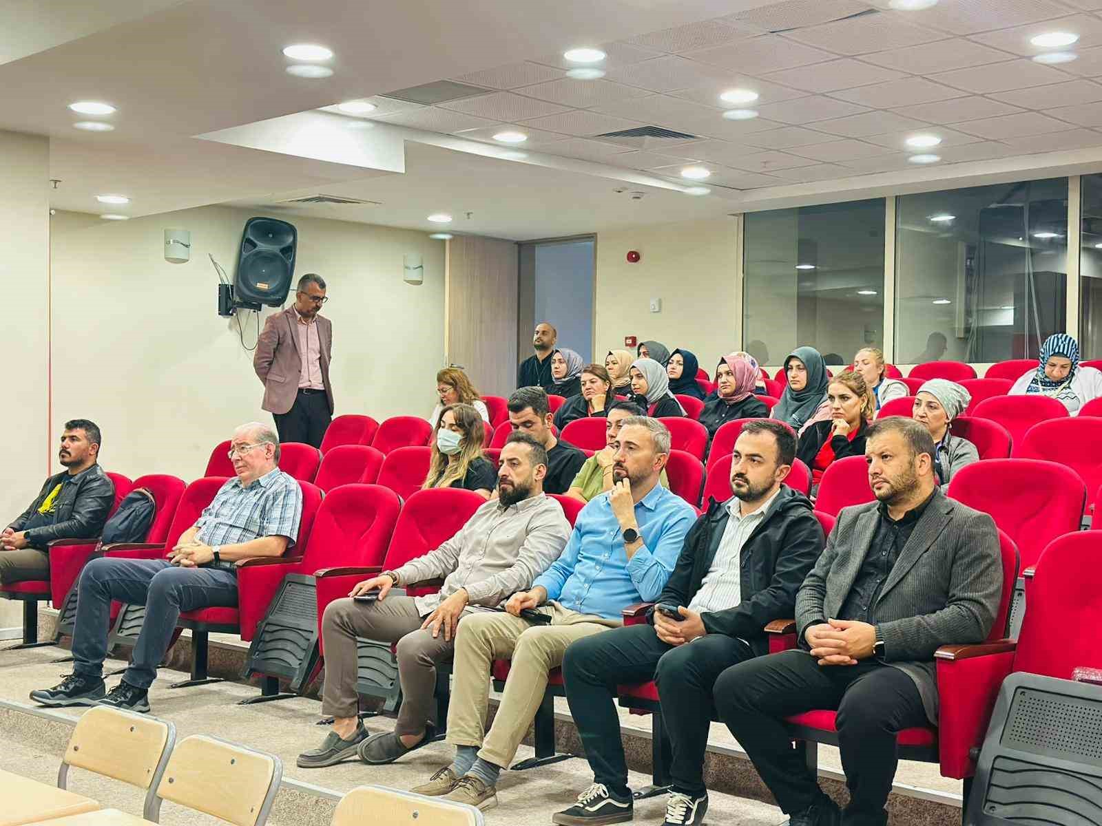 Siirt’te "Klinik Rehberler ve Protokoller" eğitimi
