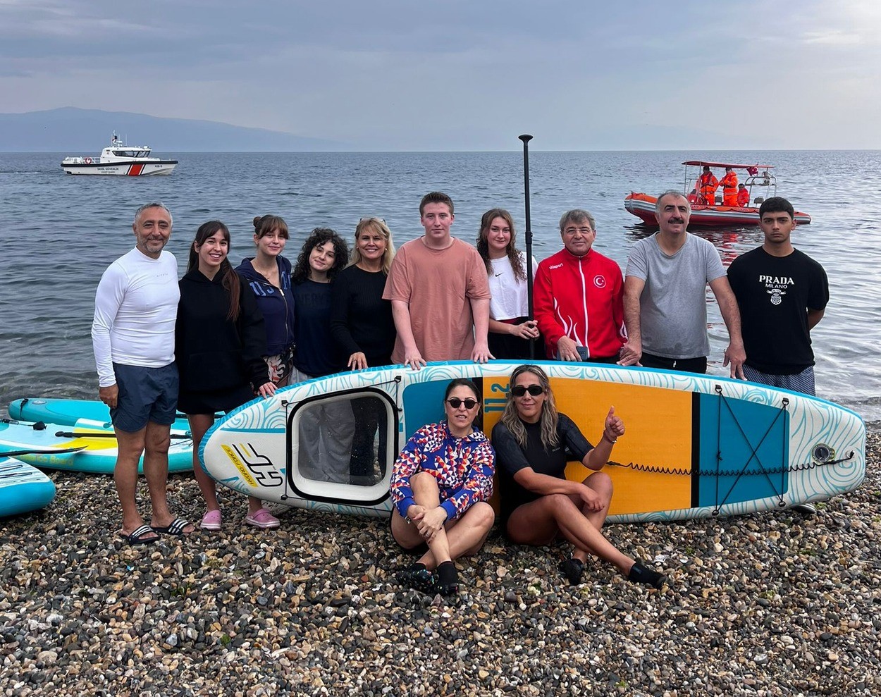 Öğrenciler suda dengede durmayı öğrendiler
