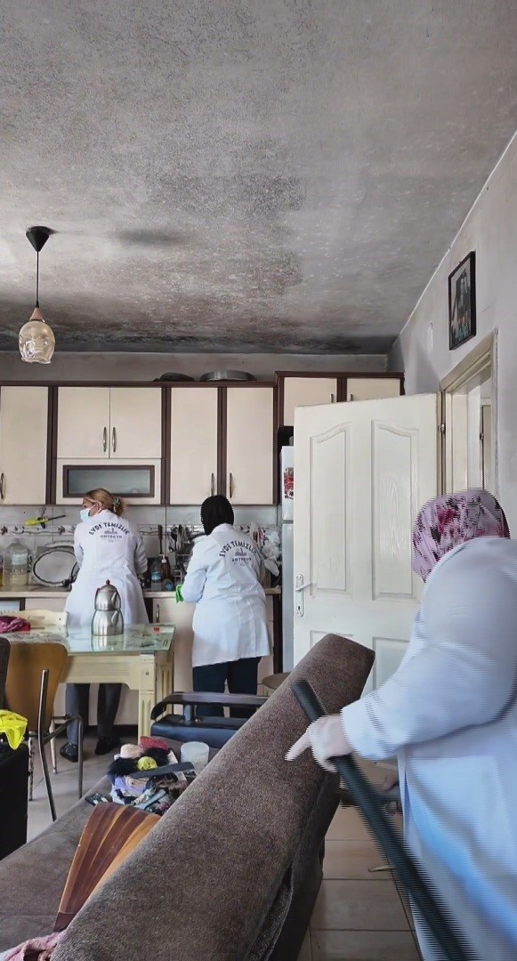 3 yıl sonra duş alıp, tıraş olan Barış’ın anksiyete ve depresyon sorunu olduğu ortaya çıktı
