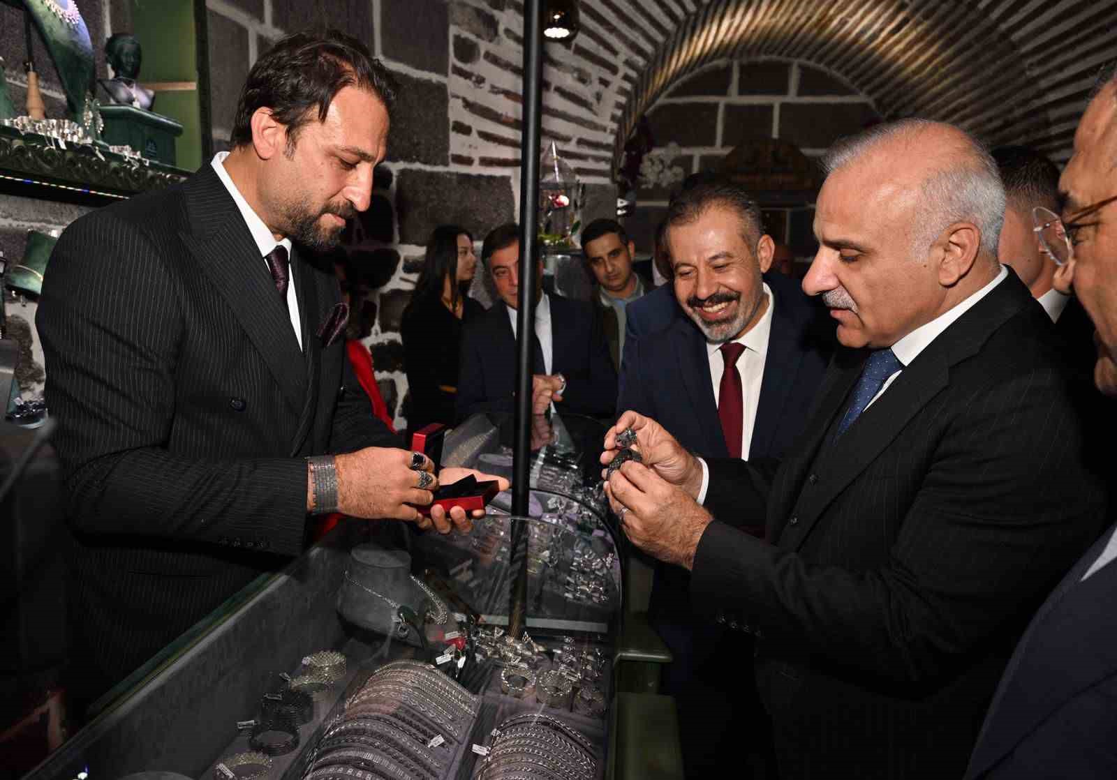 Diyarbakır Hasırevi a&ccedil;ıldı
