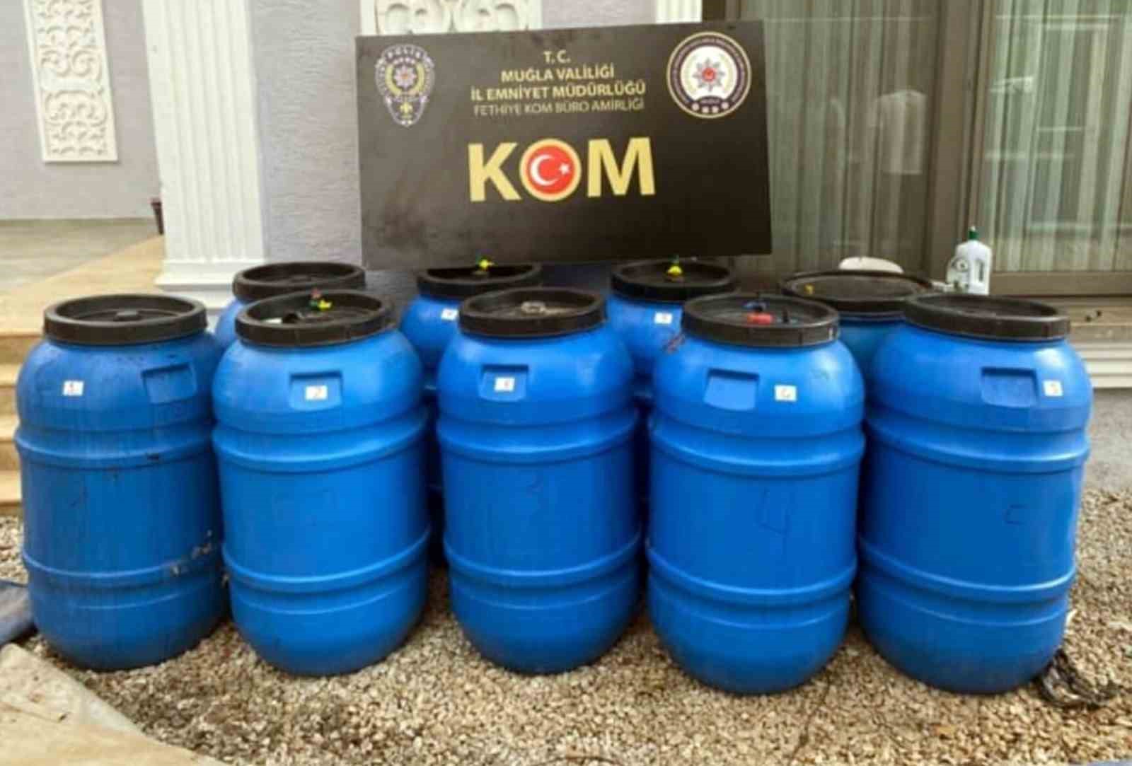 Bin 980 litre sahte şarap ele geçirildi
