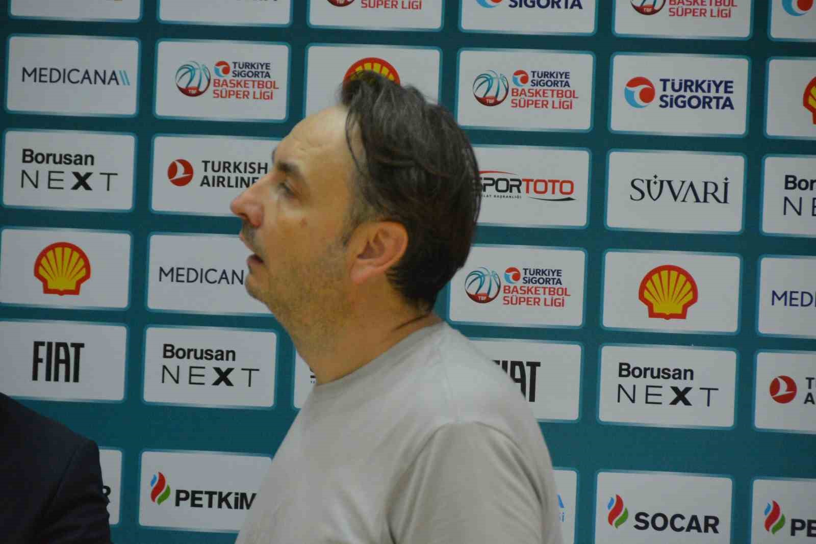 &Ouml;zhan &Ccedil;ıvgın: "Bu galibiyete ger&ccedil;ekten ihtiyacımız vardı"
