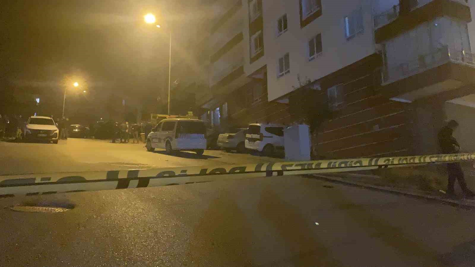 Ankara&rsquo;da uyuşturucu operasyonu sırasında &ccedil;atışma: 1 polis, 1 ş&uuml;pheli yaralı
