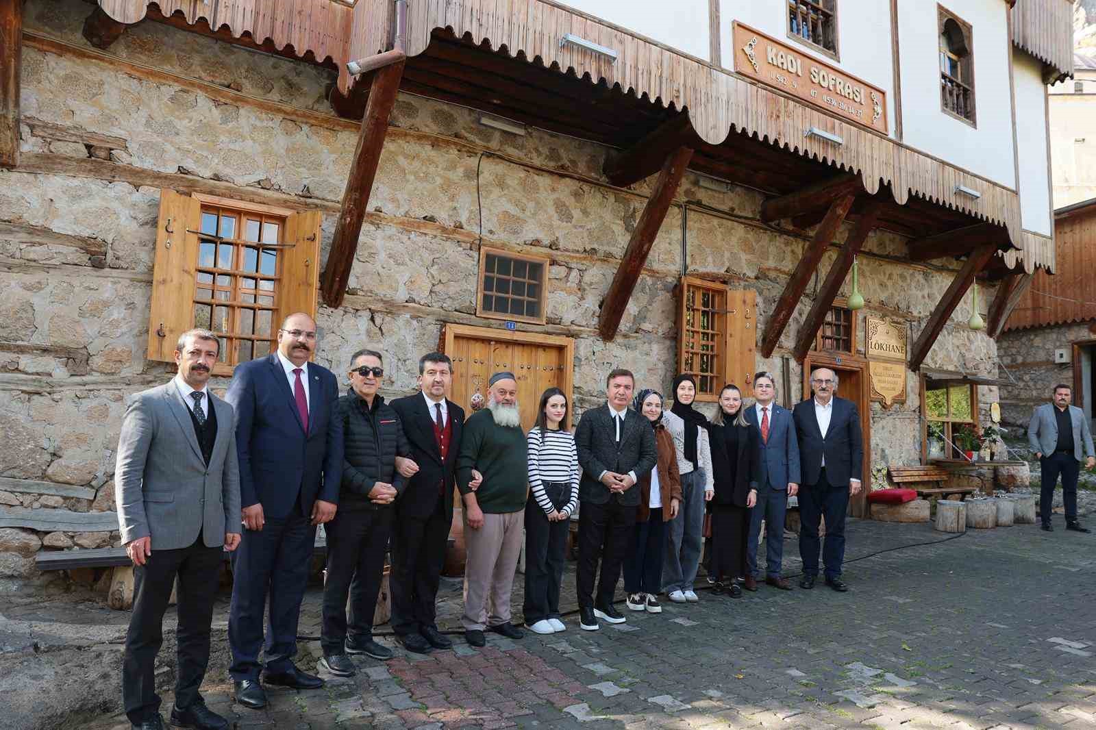 Kemaliye’de felsefe okulu açıldı
