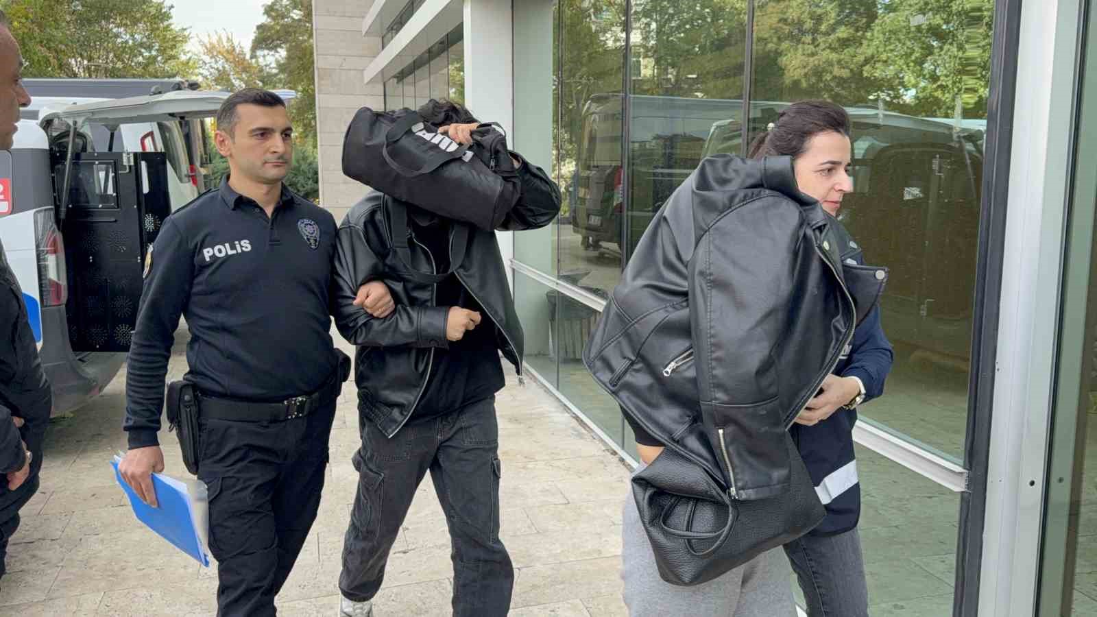 Marketten yiyecek hırsızlığı
