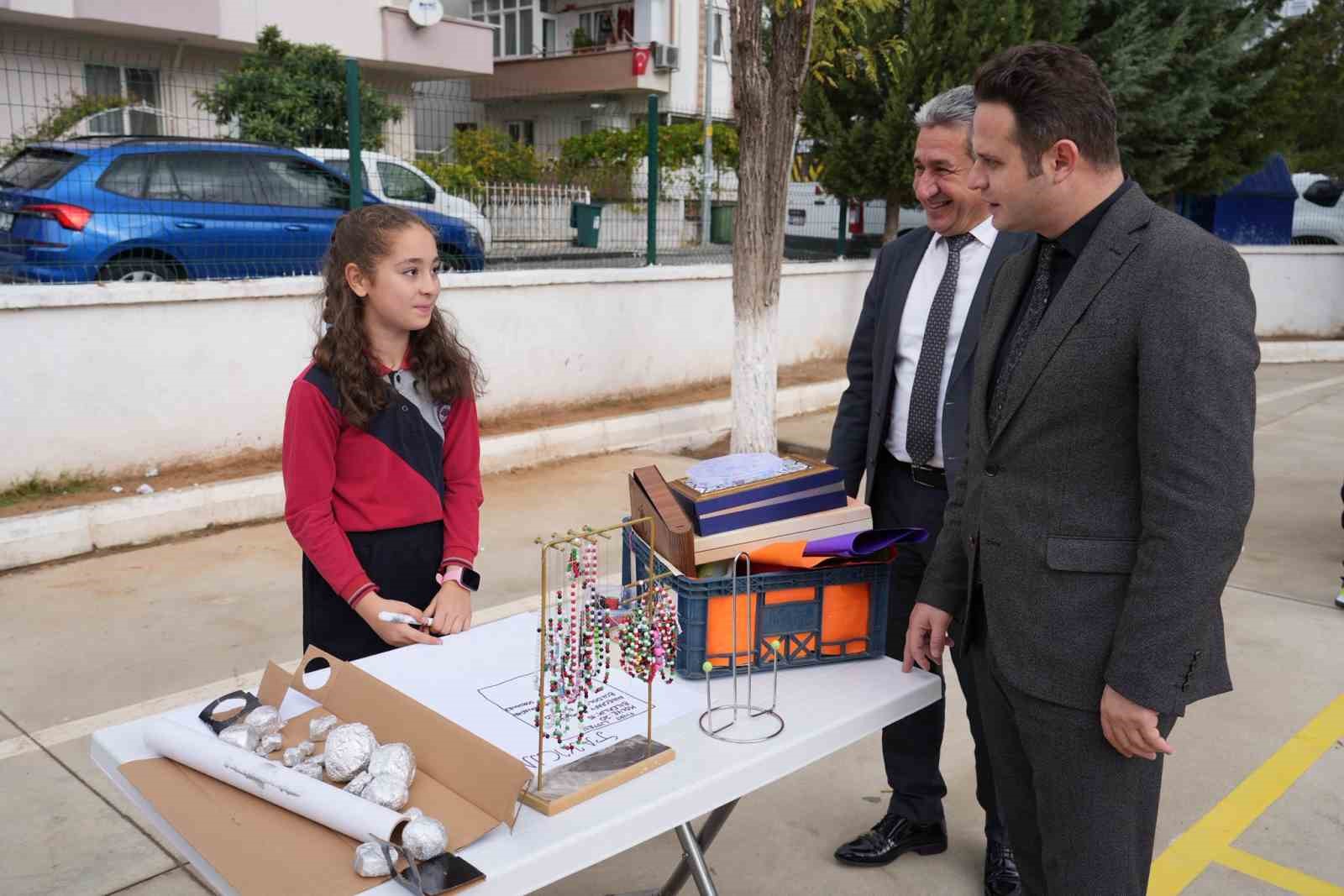 Emirbeyazıt İlkokulu’ndan Gazze’ye "Umut" sergisi
