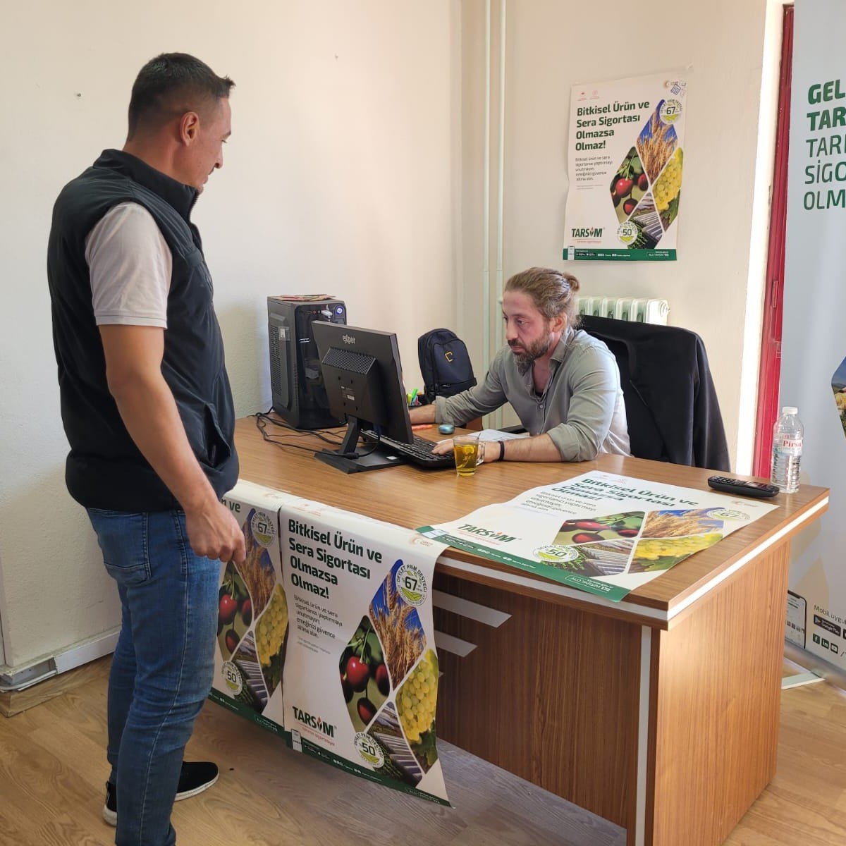 Buharkent’te üreticiler tarım sigortası konusunda bilgilendirildi
