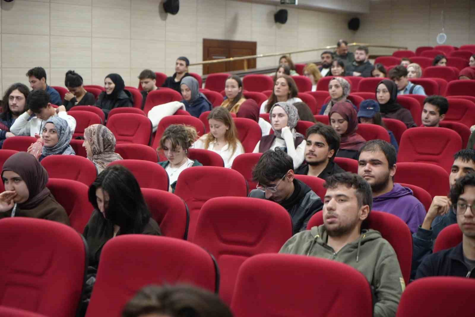 "İmparatorluktan Cumhuriyet’e Eğitim" konferansı
