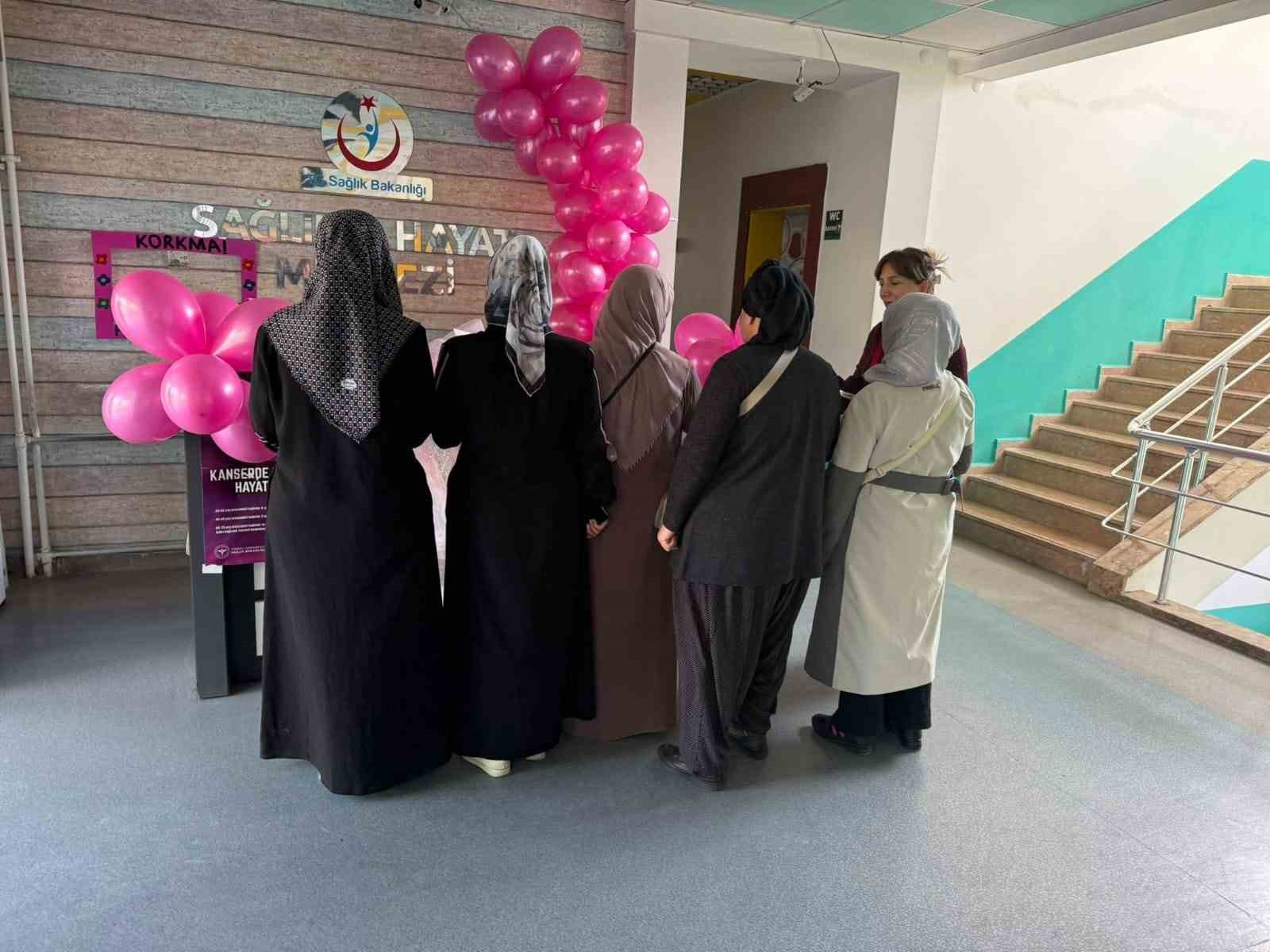 Elazığ’da meme kanseri farkındalık etkinliği
