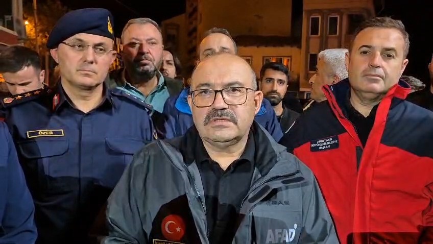 Balıkesir Valisi Ustaoğlu: "Can kaybı bulunmuyor"
